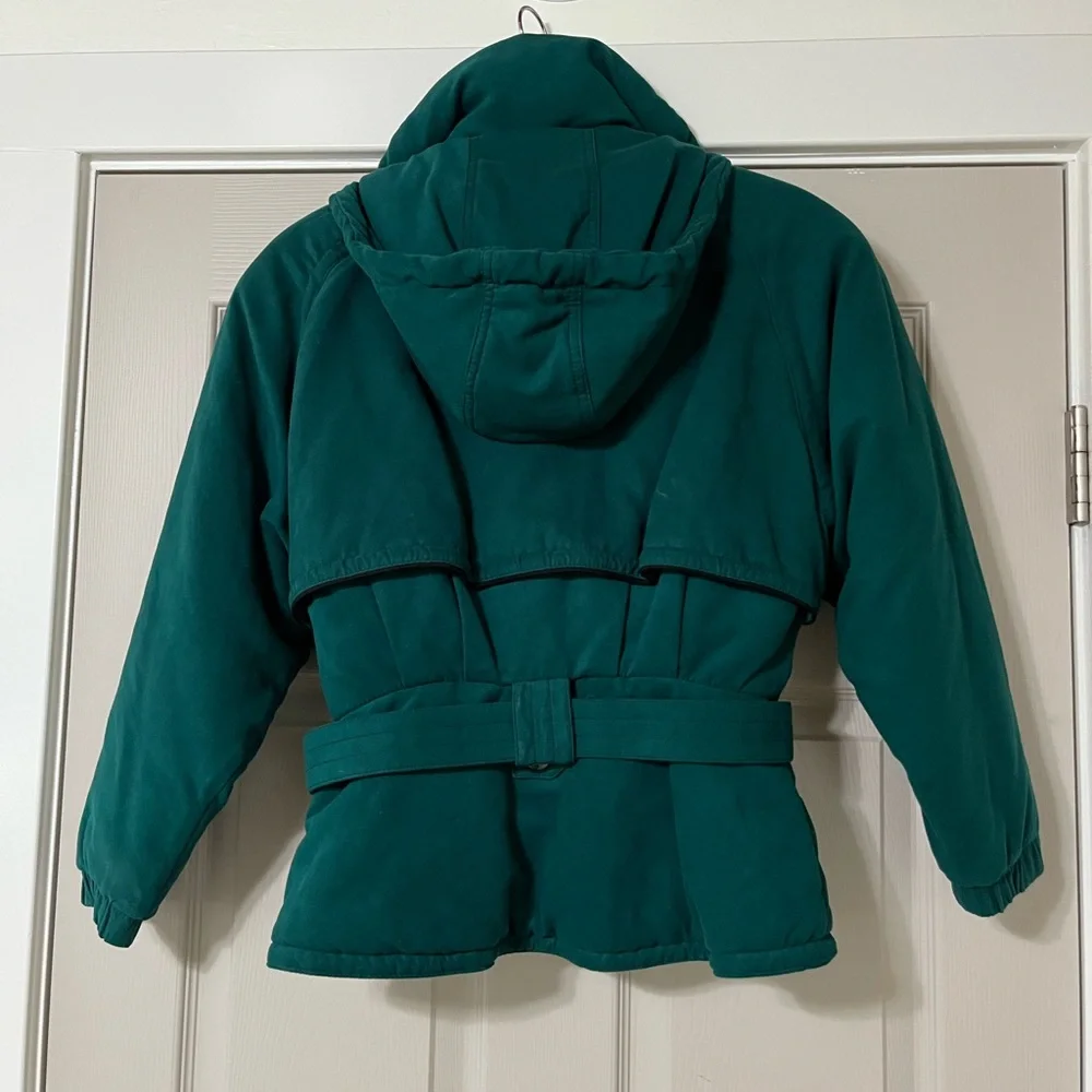 Nils Puffer Jacket with hood and belt - Picture 8 of 9